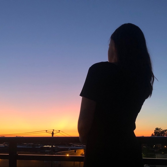 Meet your Posher, Sarah - Picture 2 of 2